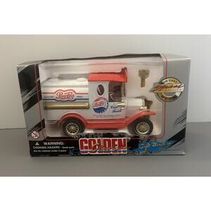 PEPSI-COLA Golden Classic Gift Bank Die Cast VINTAGE Delivery Truck NOS